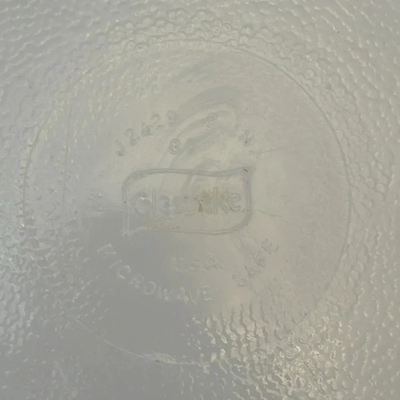 2 - Glasbake 1970s Round 8in Casserole Dishes Green Daisy Milk Glass MCM Kitchen - Picture 9 of 11